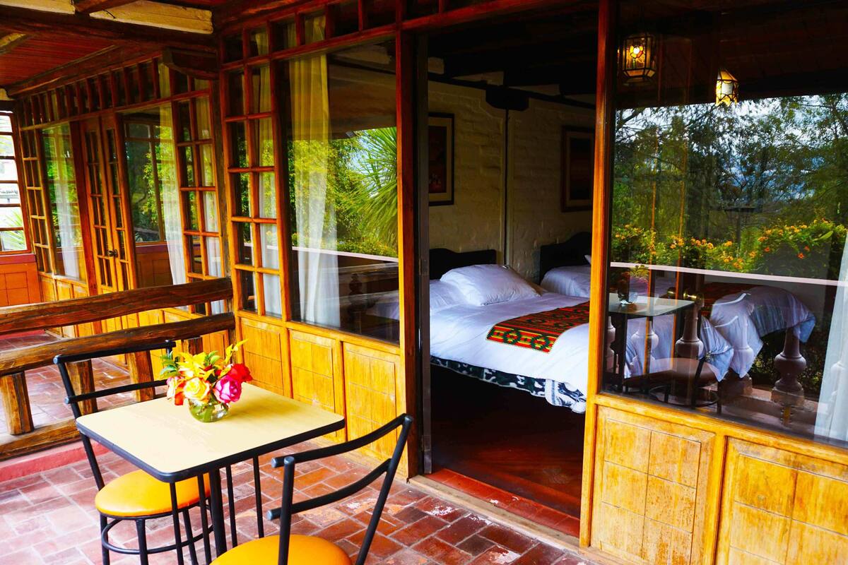 Superior Twin Room, Balcony, Garden View | Meja, Wi-fi percuma, cadar katil 