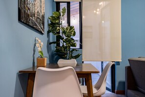 Departamento clásico, 1 habitación | Tabla de planchar con plancha, wifi gratis y ropa de cama