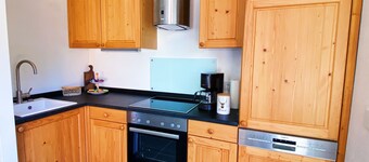 Family apartment with terrace and garden