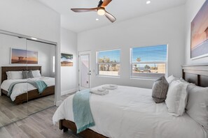 6 bedrooms, iron/ironing board, WiFi, bed sheets