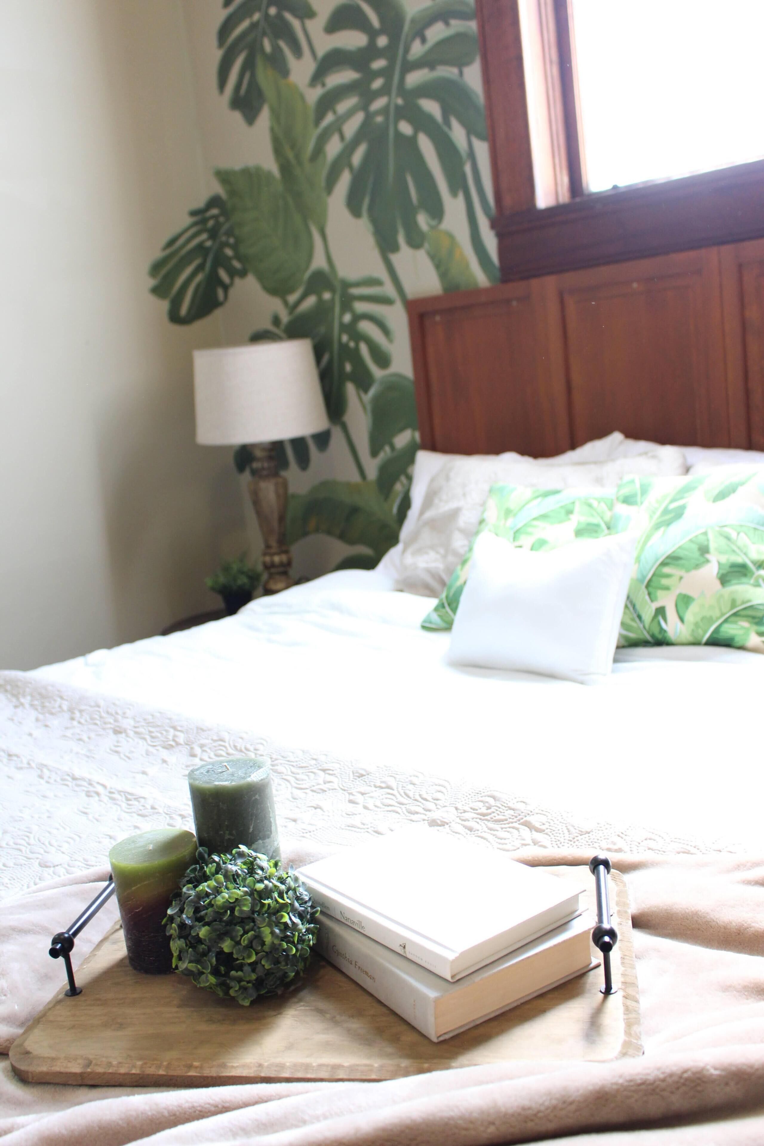 HUGE 5-bedroom house, w/large living spaces in quiet small town