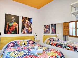 Free WiFi - Arc House Plaza (Seville)