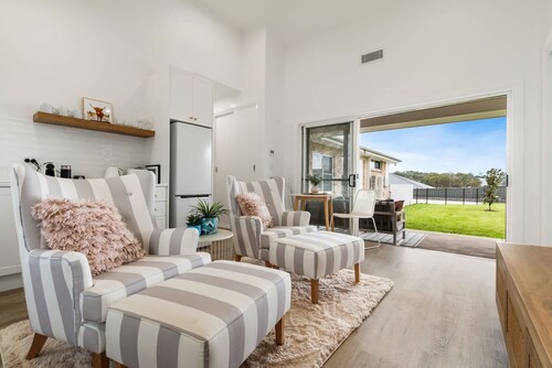 Peaceful & Cosy Studio - Immaculate Presentation