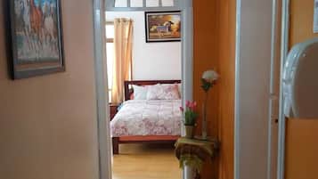 1 bedroom, desk, iron/ironing board, free WiFi