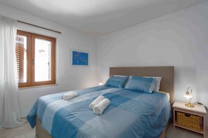 2 عدّة غرف نوم وخدمة الإنترنت