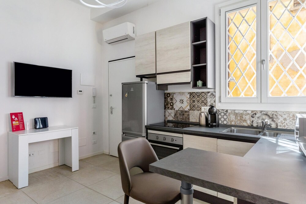 Pontelungo 2 - Modern Studio in Borgo Panigale