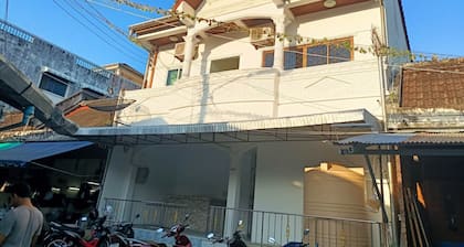 Kata S.T House 2