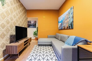 Smart TV - Santa Maria Lofts by VH (Mexico City)