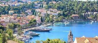 Luxury Villa Arc with private pool near Dubrovnik