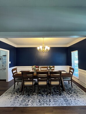 Dining - Masters Week Retreat, 9 min to Augusta National (Martinez)