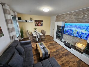 TV, stereo