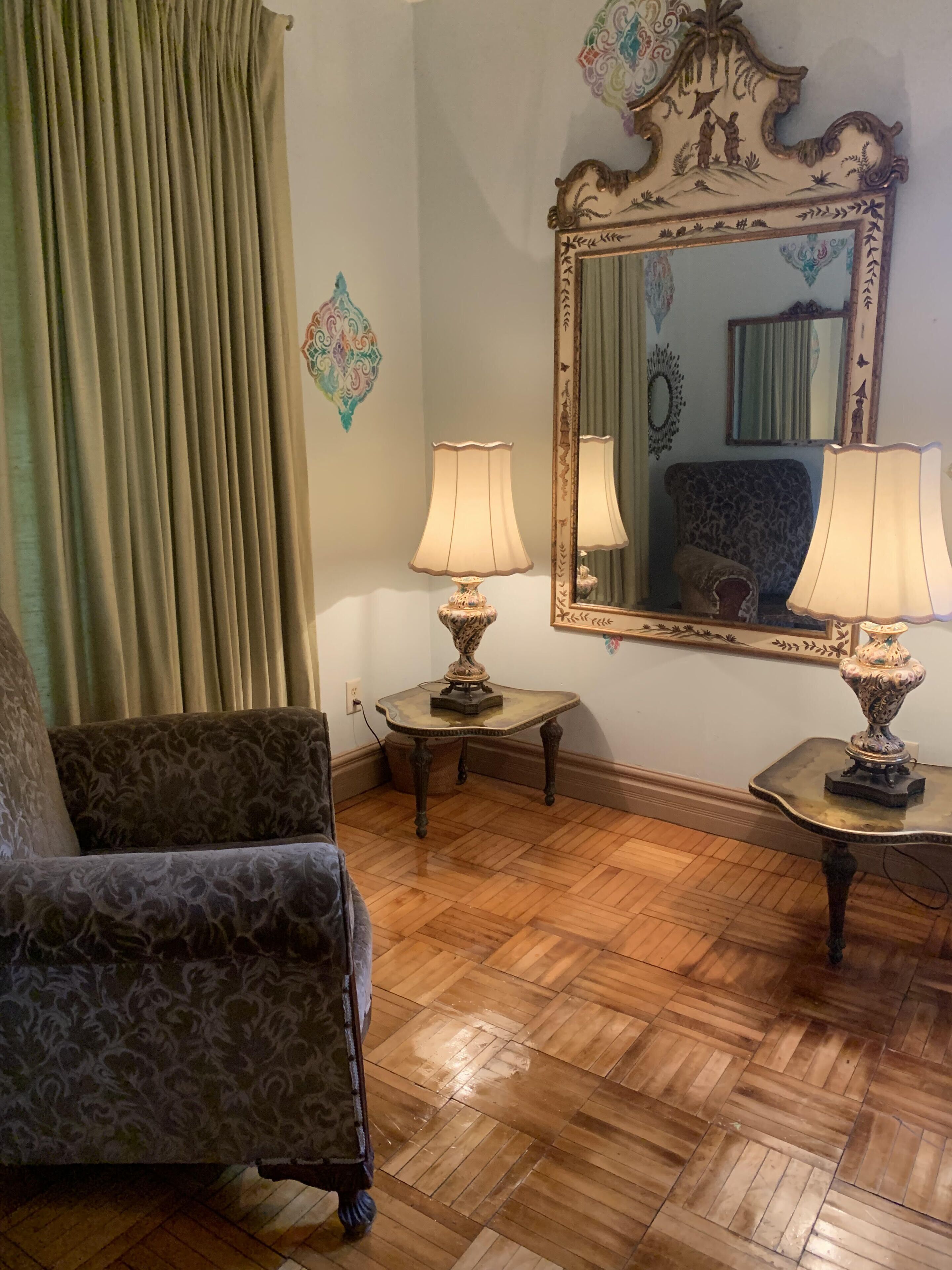 Quaint 1 bedroom boho suite with great views.