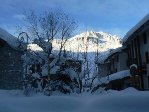 Exterior - Spacious apartment 50 m from ski slopes (Val-d'Isère)
