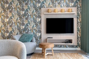 Televisión y oficina