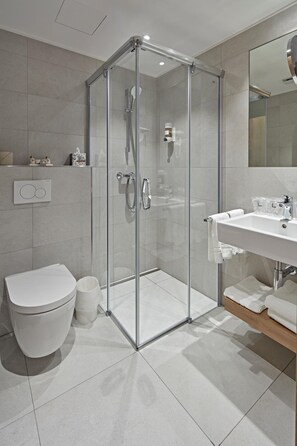 Bathroom - City Hotel Luxembourg (Luxembourg City)