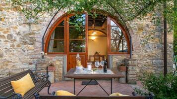 Villa, Smoking | 15 bedrooms