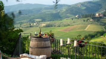 Villa, fumatori | 15 camere