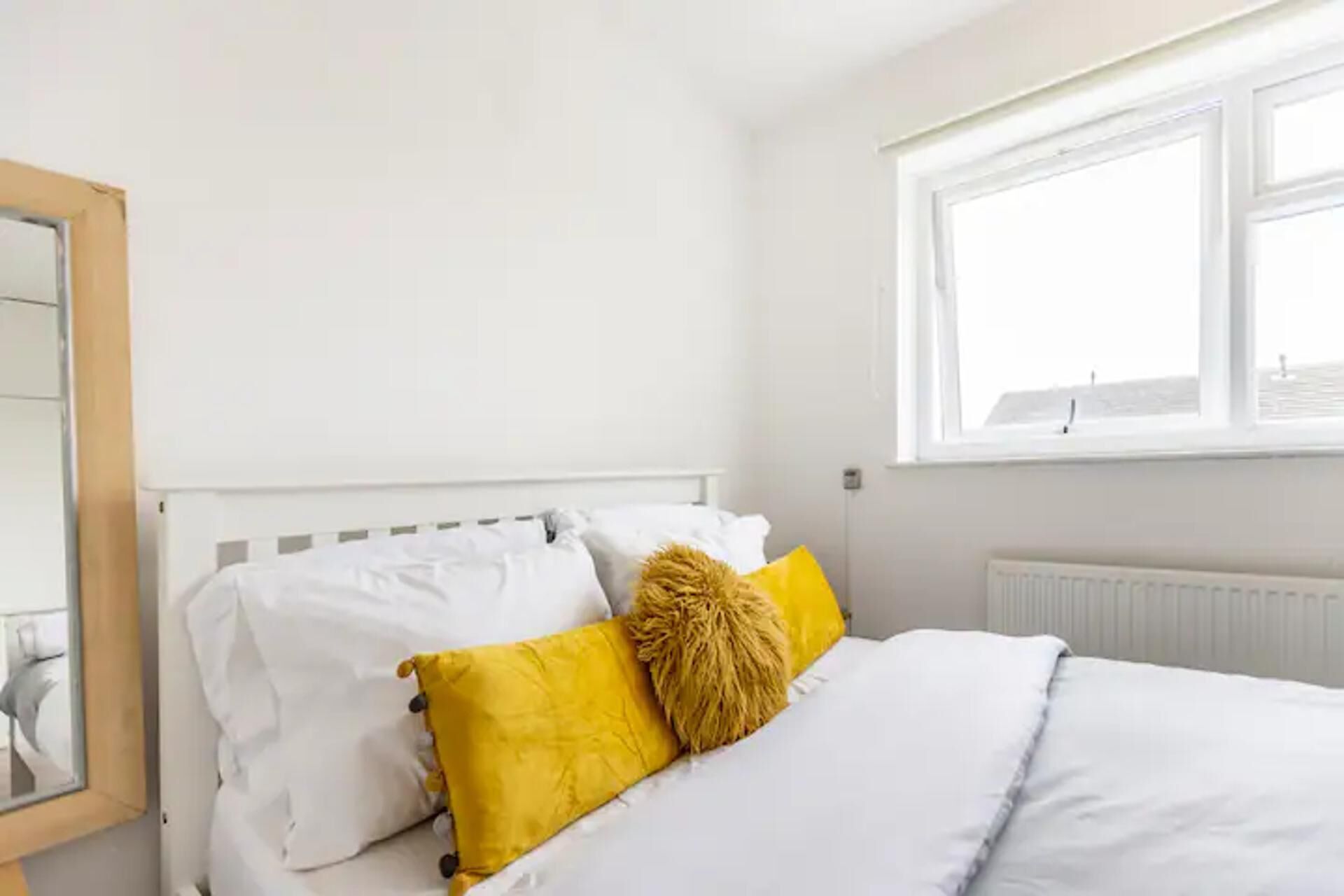 House | 2 bedrooms, iron/ironing board, free WiFi, bed sheets