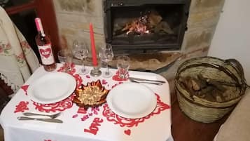 Chambre Romantique, 1 chambre, non-fumeurs, vue jardin | 1 chambre