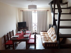 Family Duplex | Dining room