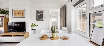 Clean Cozy & Bright Entire Flat 5min Harry Potter