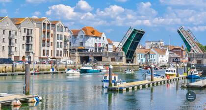 Home & A'Wey - Holiday home near harbour