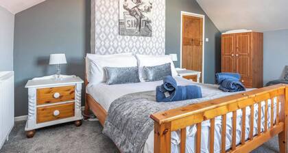 Home & A'Wey - Holiday home near harbour