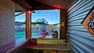 Kolam renang terbuka