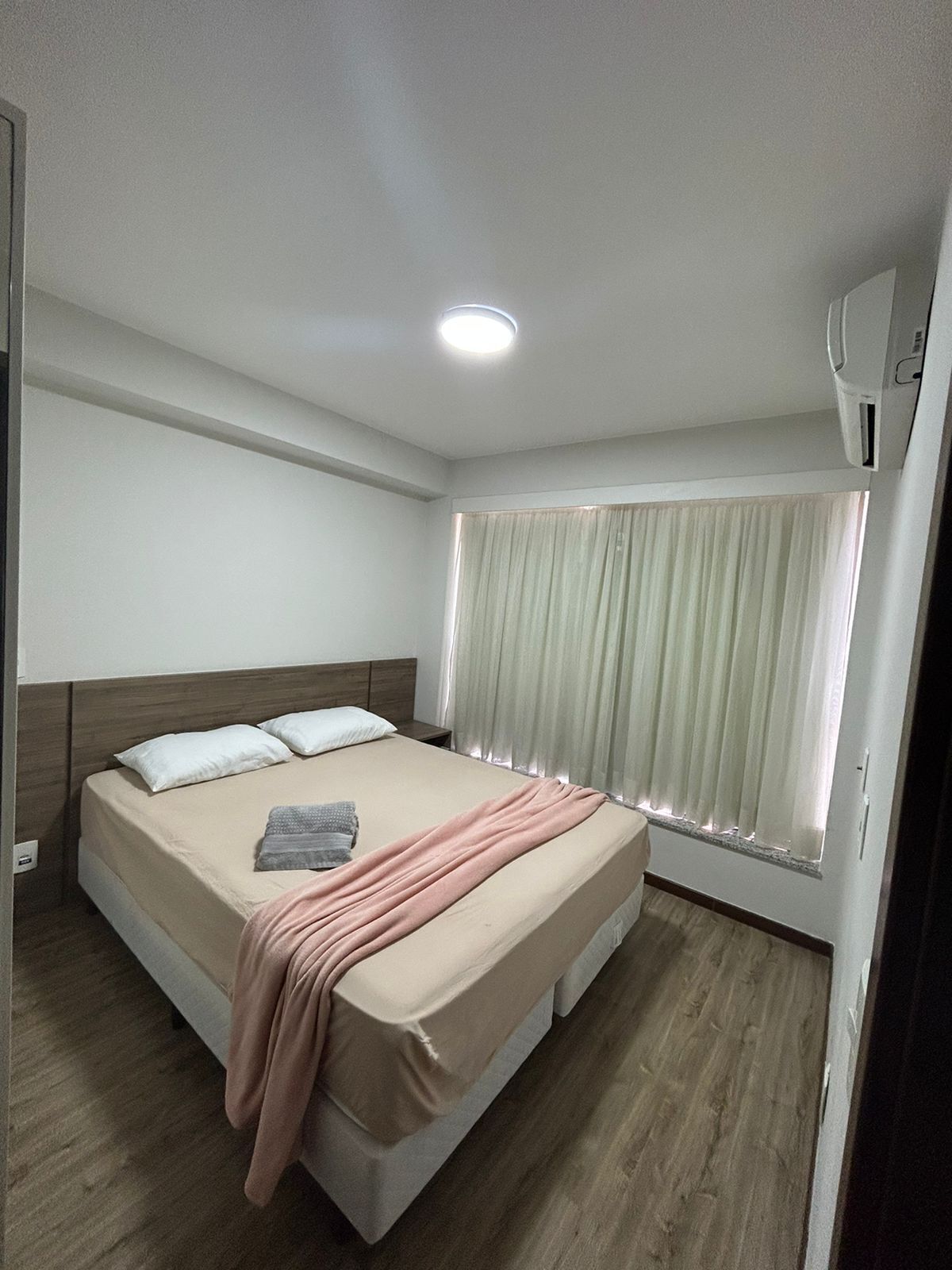 2 室のベッドルーム、WiFi、ベッドシーツ
