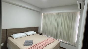 2 bedrooms, WiFi, bed sheets