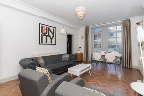 Televisie en een kantoor