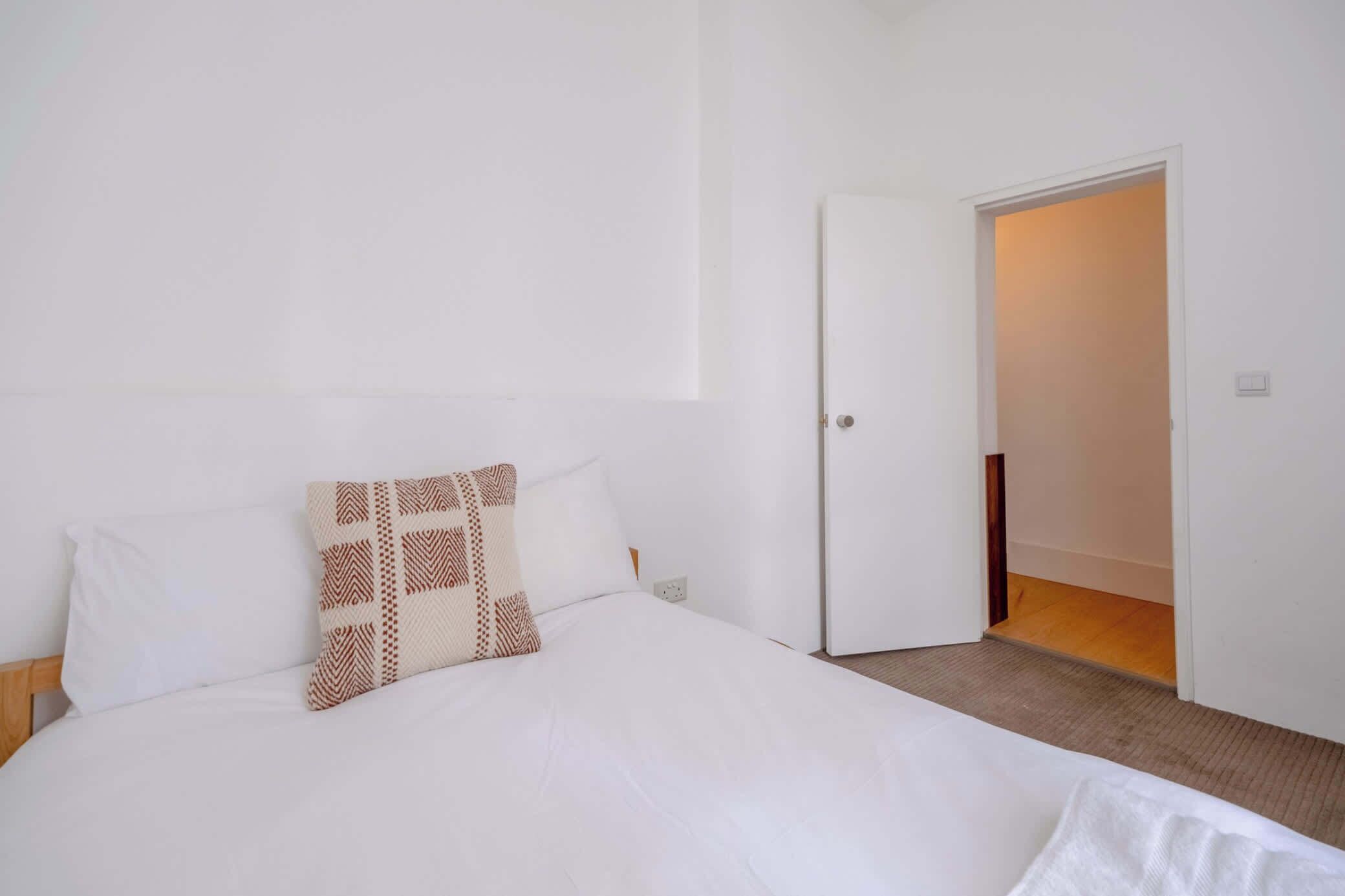 1 bedroom, iron/ironing board, Internet, bed sheets