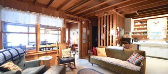 Pet-friendly rustic camp on Keoka Lake, ideal for swimming and fishing!