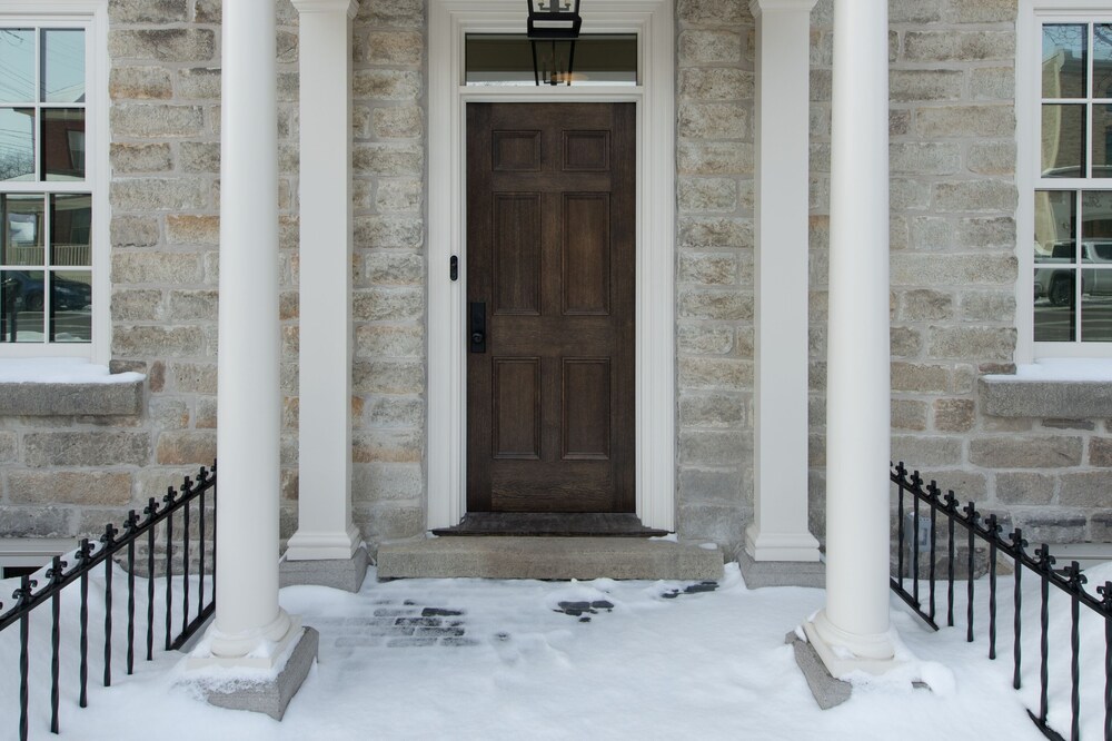 Restored stonehouse in the heart of Perth.
