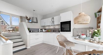 Baltic View - Meerblick, Dachterrasse, Strandkorb, Grill, Infrarot-Sauna, Dusche