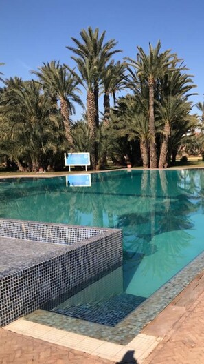 Piscina externa