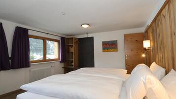 6 bedrooms, Internet