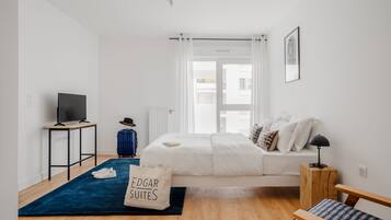 Premium bedding, individually decorated, individually furnished, desk