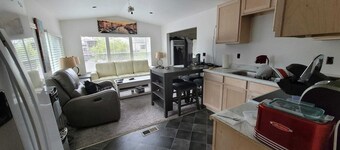 Newly Renovated Cute Home on Golf Course.