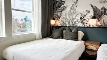 4 habitaciones, escritorio, tabla de planchar con plancha y wifi