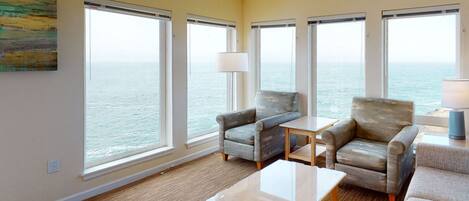 TV, fireplace, DVD player