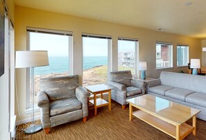 TV, fireplace, DVD player