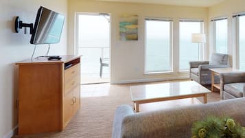 TV, fireplace, DVD player