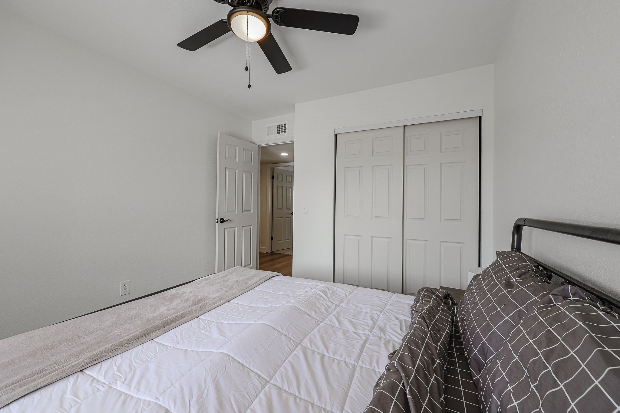 3 Bedroom home Near Downtown Gilbert