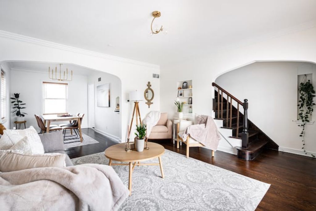 Old Charm Enderis Park Townhouse!