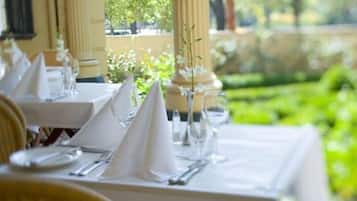 تناول الطعام