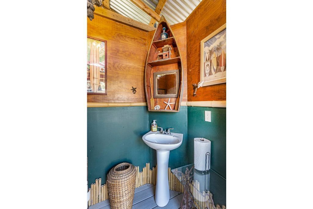 •Amazing Pool Oasis Getaway with waterfall & slide! Instagram- resortliving4you