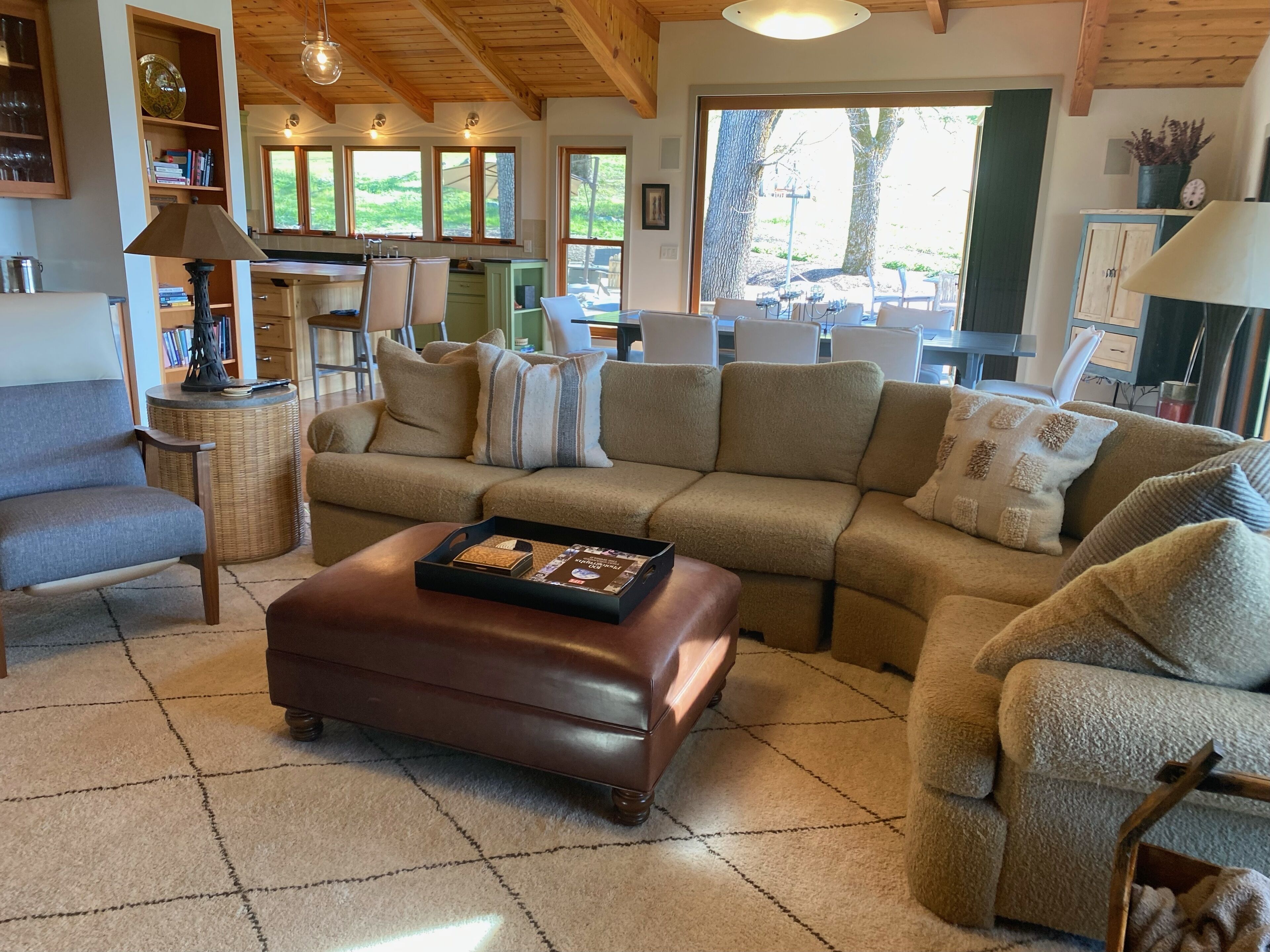 Hilltop views, 30 private acres, expansive swimming pool