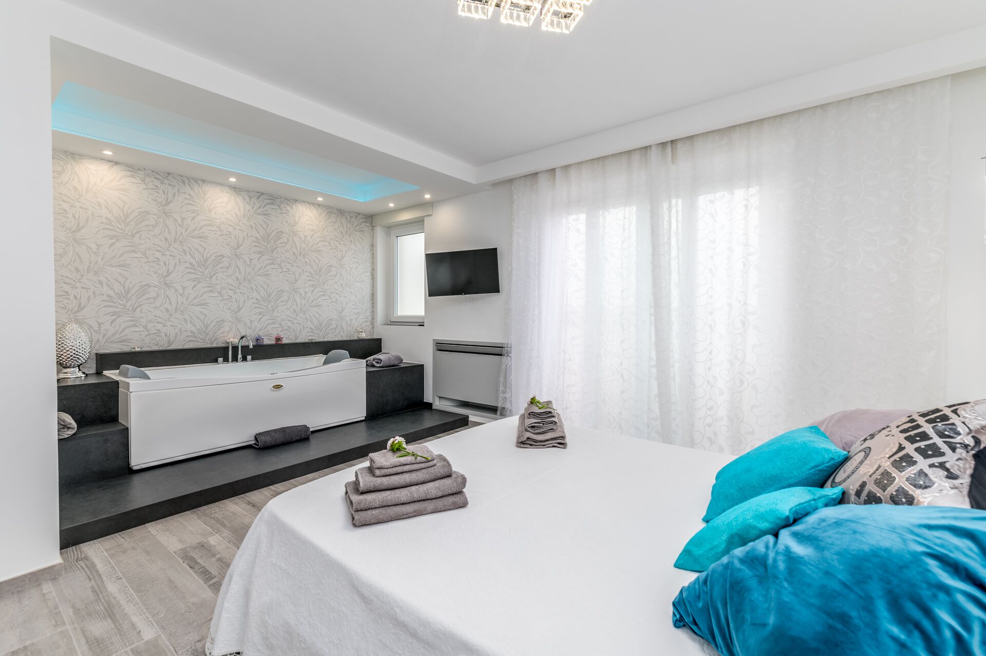 Dimora Alighieri con Jacuzzi e Bagno Turco