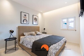 1 bedroom, iron/ironing board, travel crib, free WiFi